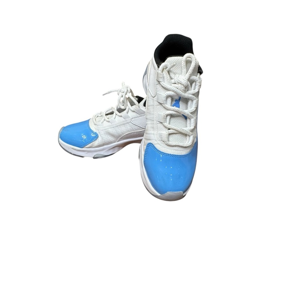 Nike Air Jordan 11 Low UNC Sneakers. Kids Size‎ 4 - Picture 2 of 13